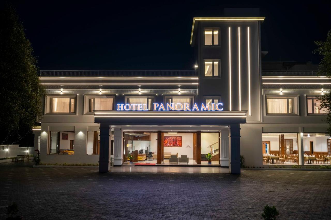 Hotel Panoramic Kochi Exterior foto